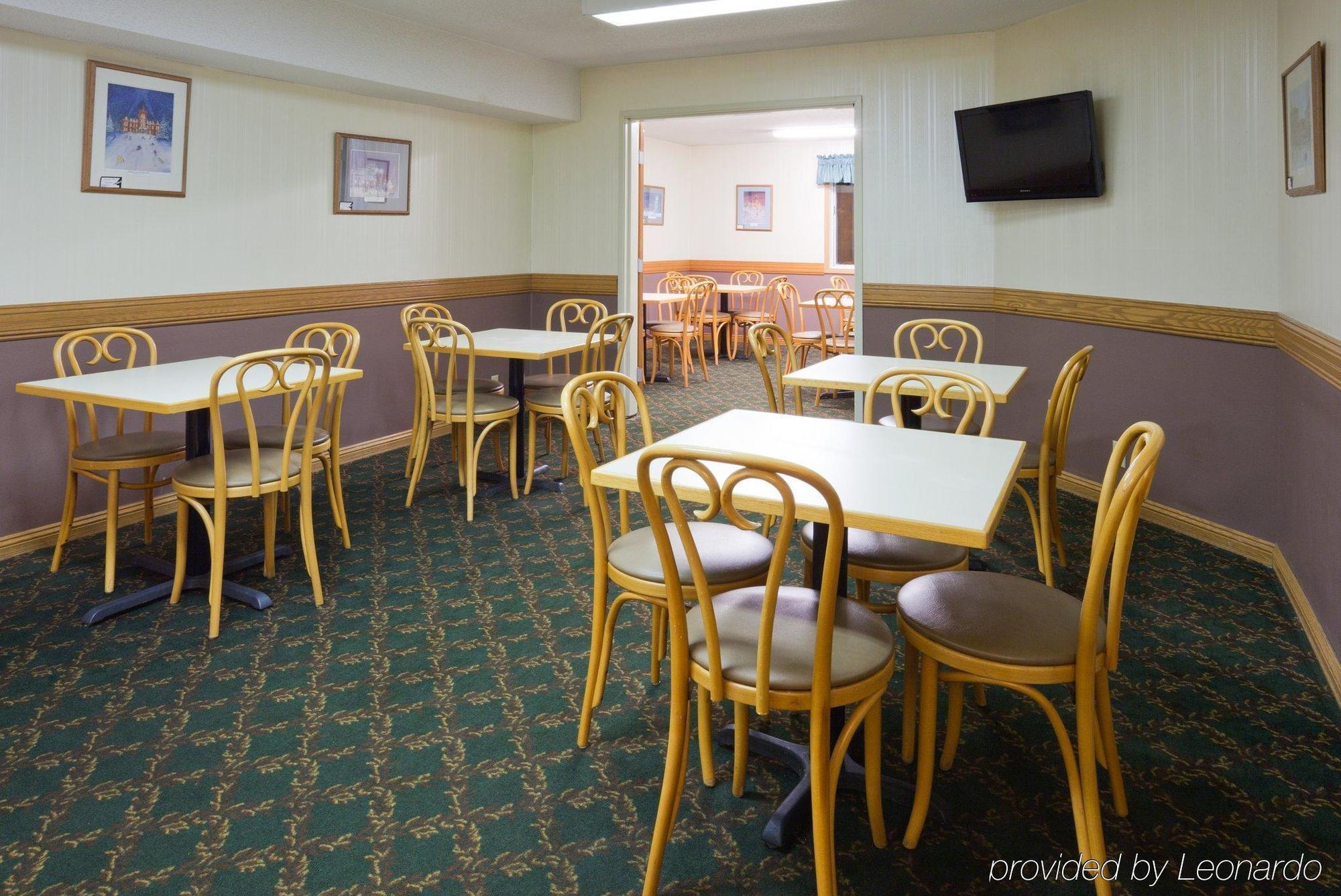 Country Inn & Suites By Radisson, Northfield, Mn Екстериор снимка