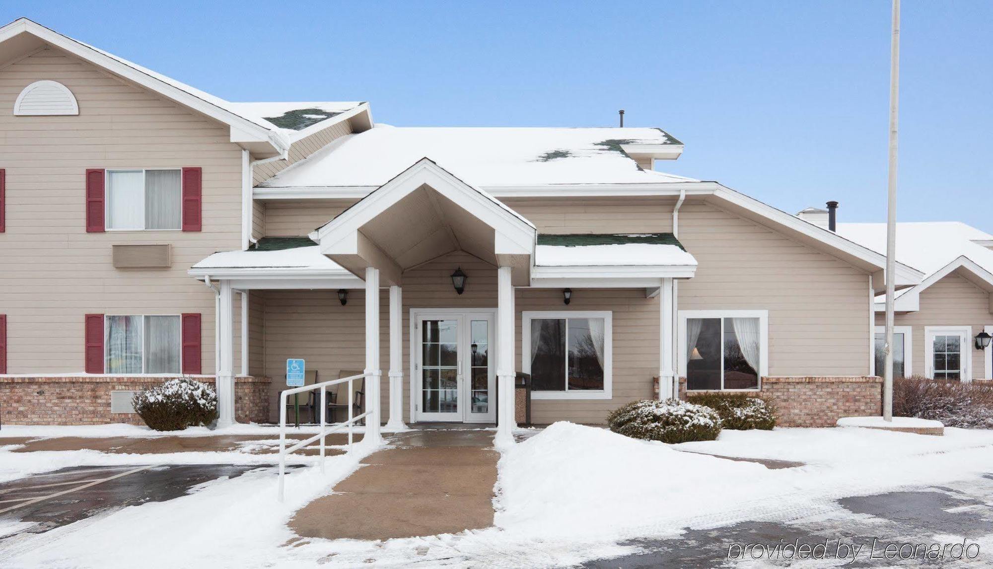 Country Inn & Suites By Radisson, Northfield, Mn Екстериор снимка